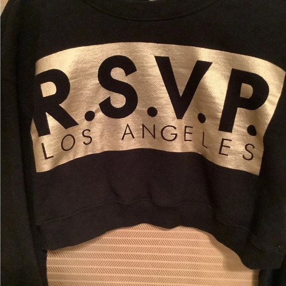 FOREVER 21~ CROPPED SWEATSHIRT ~ RSVP~LG - Picture 2 of 3